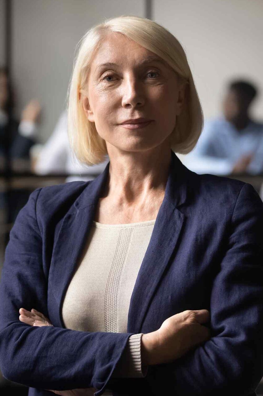 https://xamiticonsulting.com/wp-content/uploads/2019/02/team_04-850x1280.jpg